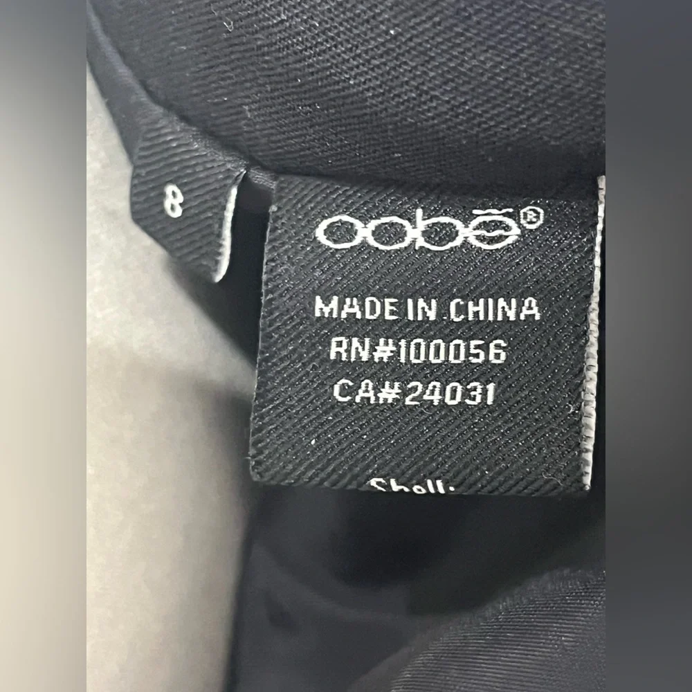 OOBE 8 Black Lined Knee-Length Straight‎ Skirt with Double Slit and Pocket.